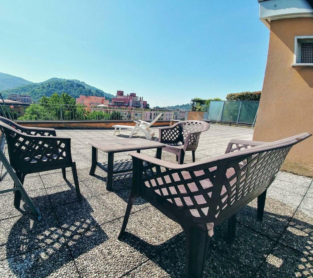 Appartamento Con Terrazzo Zona Ospedale Civile 브레시아 외부 사진